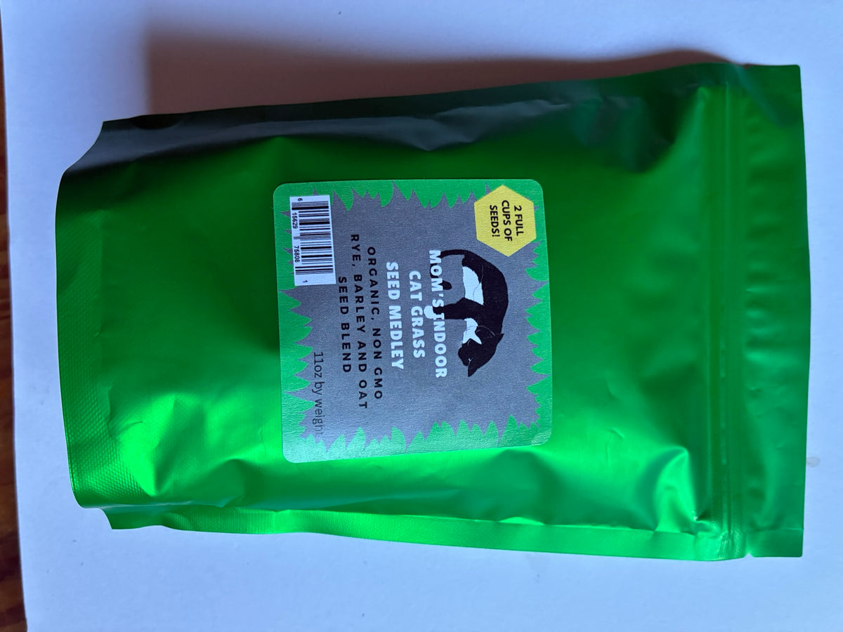 Mom's Indoor Cat organic seed blend package with 2  cups of seed to grow in your own container
