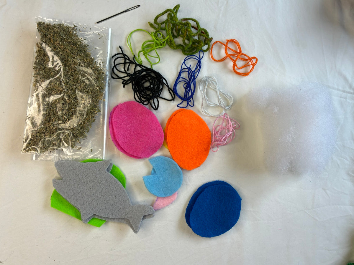 DIY Cat Toy Making Kit - Each Make 5 felt cat toys w/organic catnip